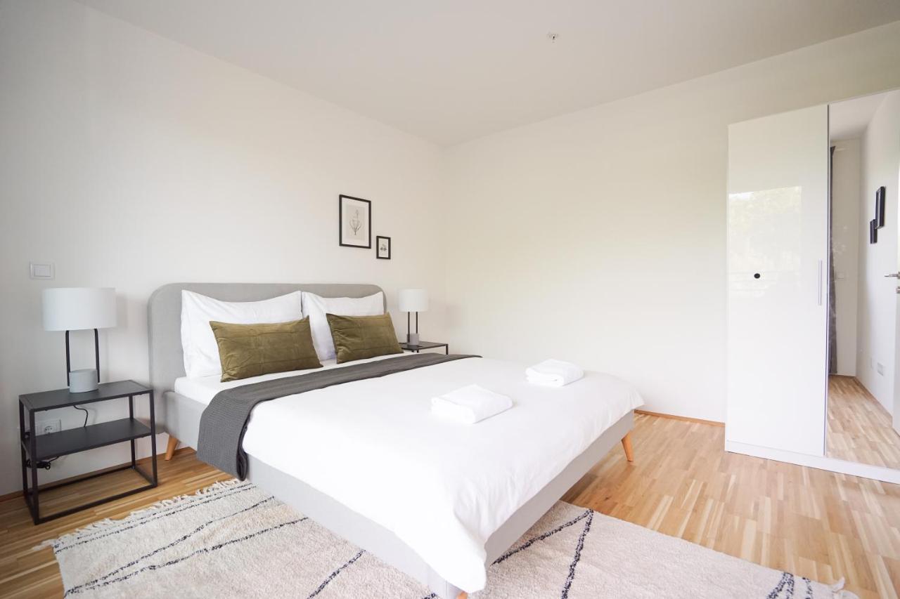 Green Garden Apartment W/.Balcony Near Thermal Spa Vienna Luaran gambar